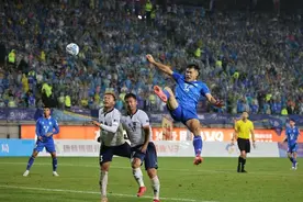 “苏超”赞助商数量暴增！京东、伊利等纷纷牵手，官方赞助席位价格飙升至300万元图片