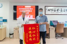 父亲捐肾救子，儿子重获新生 佛山首例亲属活体肾移植受者康复出院图片