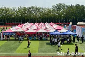 图集|梦想启航，青春绽放！山东工商学院迎来2024级新生图片