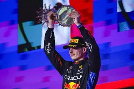 维斯塔潘轻松连场斩获冠军，周冠宇闹心事接连不断图片