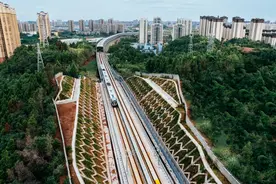 四川首条跨市域轨道交通线路已开通  成都到资阳只需26分钟图片