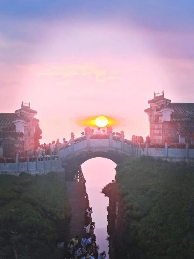 铜仁：用生态之笔绘就绿色发展新画卷