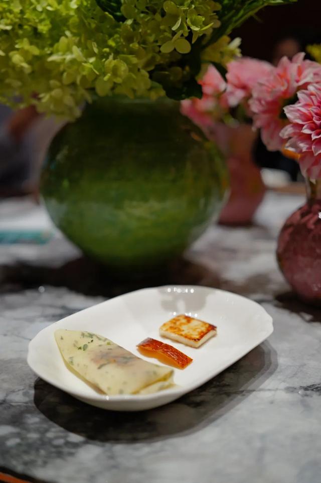 飞昆明吃几顿饭
