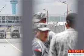 涉嫌“反人类罪” 杜特尔特被捕图片