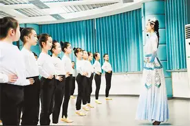 从新课表看中小学教育变化图片