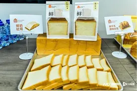 老字号跌落神坛，网红品牌被追债，盒马以低价吐司杀入烘焙业图片