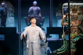 《受到召唤·敦煌》“冰丝带”一飞冲天 张艺兴：请叫我燃哥图片