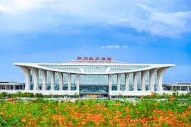 下了飞机上高铁！郑州机场10分钟直达郑州航空港站图片