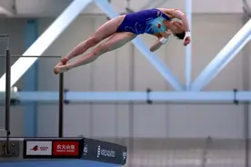 延续“巅峰对决” ，陈芋汐、全红婵包揽跳水世界杯加拿大站冠亚军图片