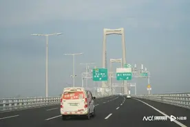 深中通道满两月：货拉拉通行车次超10万，每单成本降16%图片