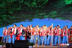 2024年“携手共建美丽乡村”全国广场舞大赛精彩“舞动”图片