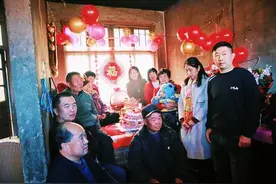 山东胶州：106岁老人孙鲍氏40余年义务接生3000余新生娃 一生撒爱无怨无悔图片