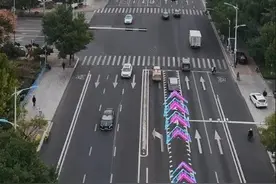 泰安首条！左转可直行车道，就在东岳大街与佛光路路口图片