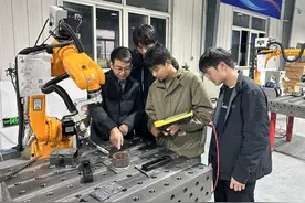 三代人见证焊接工艺变迁图片