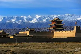 甘肃嘉峪关：每一个挑战都在重新定义绿色新高度图片