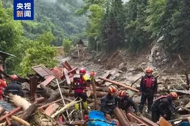 广西龙胜发生山洪泥石流灾害 现场救出1人已无生命体征图片