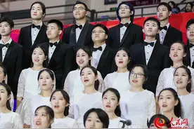 青春华章·我们这YOUNG｜南开大学学生合唱团：用歌声唱响爱国情怀 展示青春风采图片