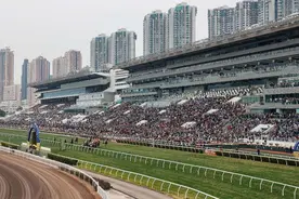 香港赛马会 “2025好运1月1”赛马日活动吸引超四万人入场图片