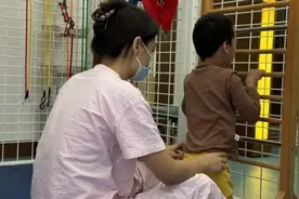 从无法独坐到辅助行走，藏族脑瘫患儿在沪获得新生图片