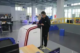 GDP位居中西部第一 四川用科技挑起经济大省大梁图片