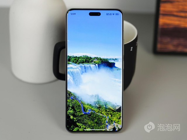 体验堪称“小15” Xiaomi Civi 5 Pro评测