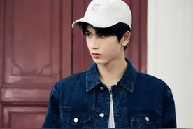 MLB品牌2025春夏系列帽款发布，引领街头复古潮流新风尚图片