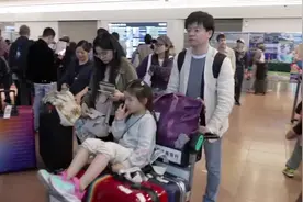 五一来沪日本游客暴增 赞街道干净 外滩壮丽图片