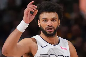 季后赛生涯六次40+！穆雷登顶掘金队史第一图片