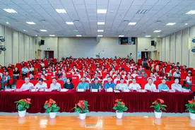 深圳大鹏新区作协组织会员参加惠州市生态文学进校园交流活动图片