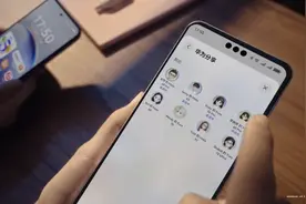 纯血鸿蒙系统“华为分享”功能支持多人群发特性图片