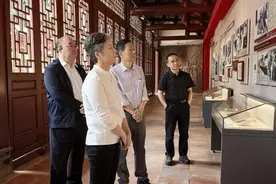 何婧率队赴农讲所旧址纪念馆和广州市文化馆调研图片