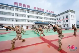 武警桂林支队掀起练兵备战热潮图片