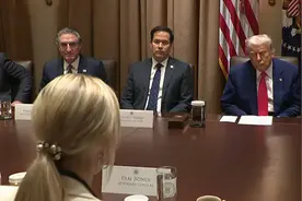 美国官员排队在内阁会议上拍特朗普马屁：我们感谢您出色的领导能力图片