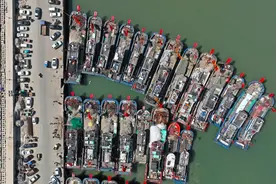 辽宁：开海日 渔民撒下“金秋第一网”图片