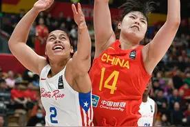 李月汝被交易至WNBA洛杉矶火花，小宝的心里憋了一股劲图片