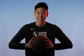 终于，NBA球队又签下中国球员了！图片