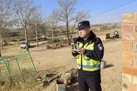 “我瘦一点，我能进去救人！”图片