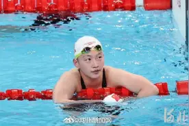 李冰洁获得女子1500米自由泳第五名图片