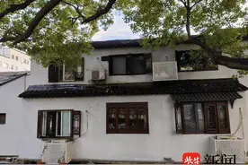 空调外机罩摇摇欲坠，社区多方协调除隐患图片