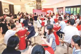 刚需族：早买早享受，晚买有折扣图片