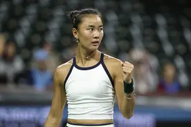 九连胜晋级八强！袁悦，苦尽甘来的网球人生图片