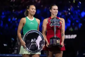 将澳网决赛失利化为动力，郑钦文的未来更值得期待图片