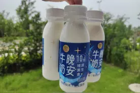 褪黑素“晚安牛奶”走红，真能助眠吗？图片