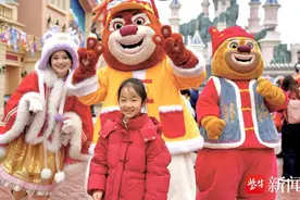 新春欢乐延续 芜湖方特百万巨制情人节专场烟花大会即将开启图片