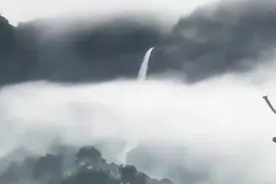 庐山瀑布开启飞流直下三千尺壮美模式图片