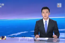 新疆塔里木河沿岸胡杨林如何“喝上”生态水图片
