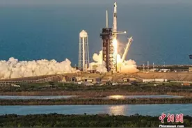 被困9个月，两名美国宇航员终于能回地球了图片