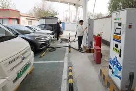 记者体验高速公路充电桩查询小程序：可实时反馈使用情况图片