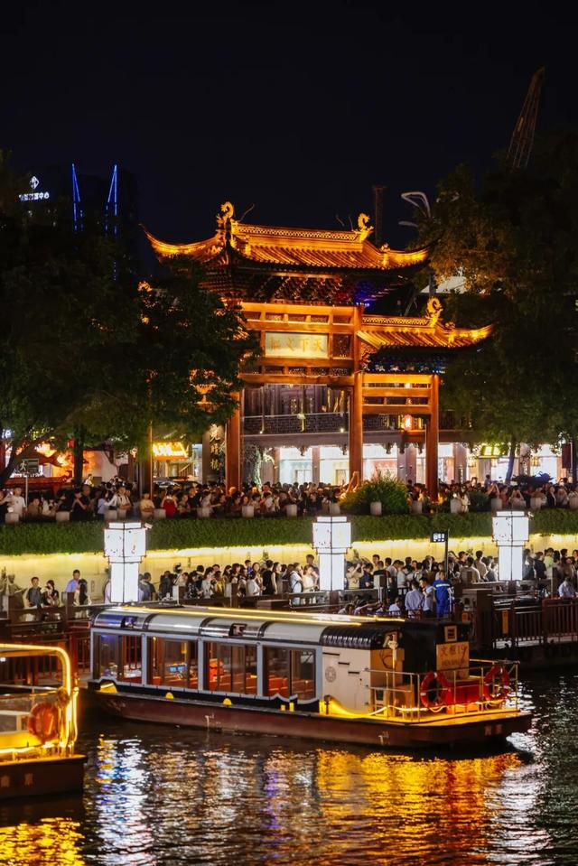 重阳暖孝亲，文脉润金陵——携父母同游南京夫子庙