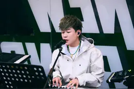 胡彦斌：从“两不相欠”到“学会亏欠”图片